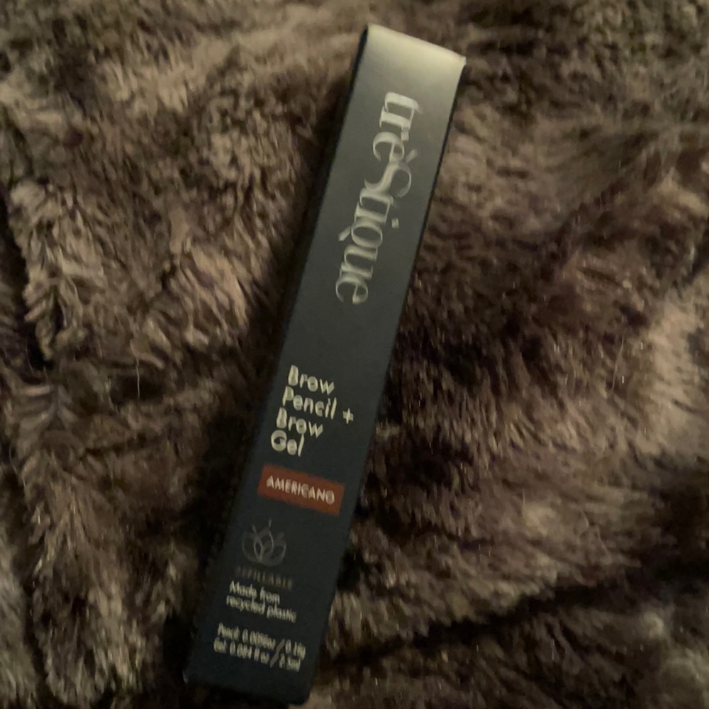 ⭐️ Trestique Brow Pencil + Brow Gel Americano ⭐️